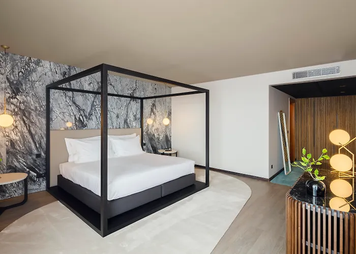 Azoris Royal Garden – Leisure&Conference Hotel